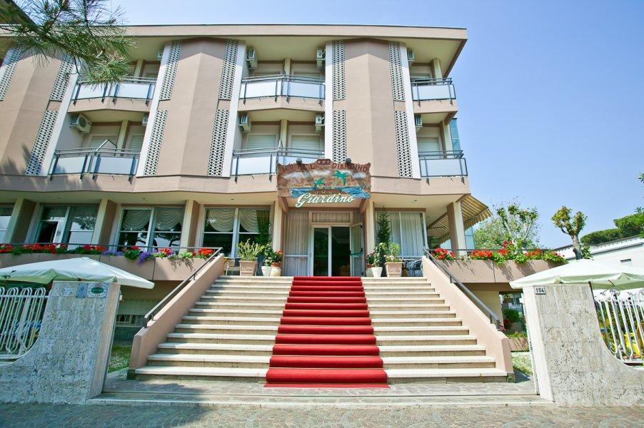 Hotel Giardino Cesenatico Exterior photo