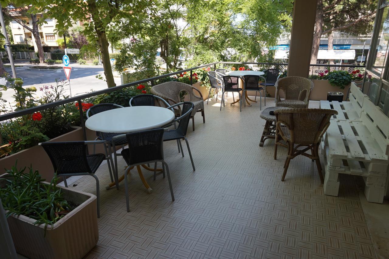 Hotel Giardino Cesenatico Exterior photo